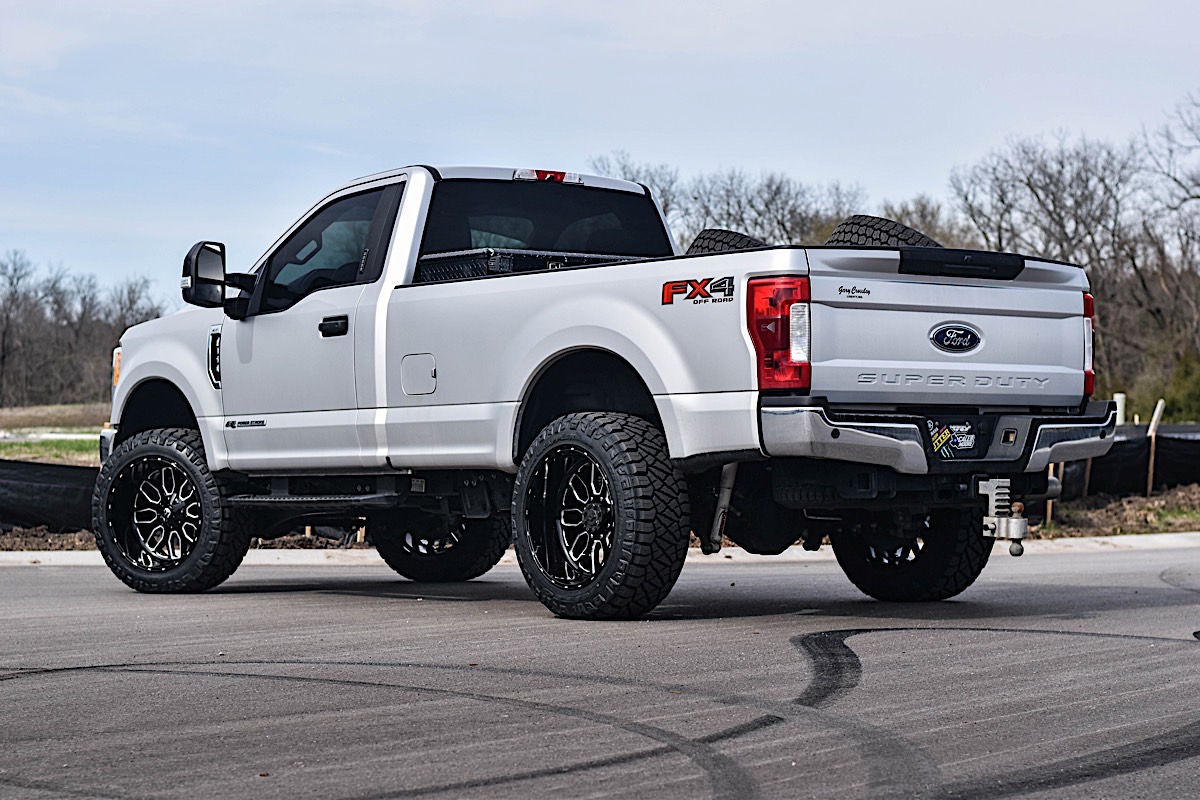 Ford F-350 Super Duty